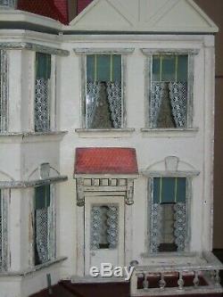Antique / Vintage Dolls House G & J Lines