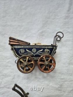 Antique/Vintage Metal Dolls House Miniatures Furniture & Accessories