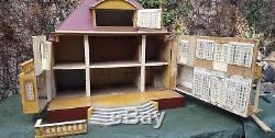 Antique dollhouse house