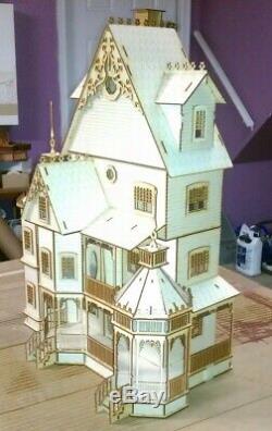 Ashley Gothic Victorian Dollhouse 124 scale Kit
