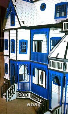 Ashley Gothic Victorian Dollhouse Kit Quarter Scale 148