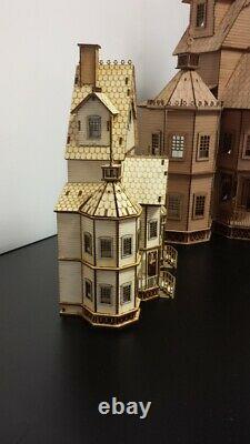 Ashley Gothic Victorian Dollhouse Kit Quarter Scale 148