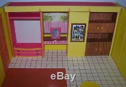 Barbie Doll Dream House withInstructions Amazing NM Condition 1960s Rarity