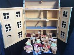 Beautiful 4storey Georgian Wooden Dolls House Complete With Furniture