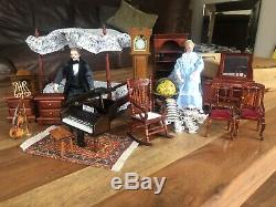 Beautiful Cream Dolls House Including Furniture Set Collectors Piece New