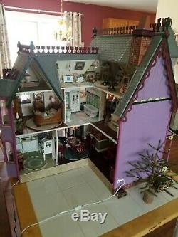 Beautiful Doll House (GREENLEAF) With Custom Work
