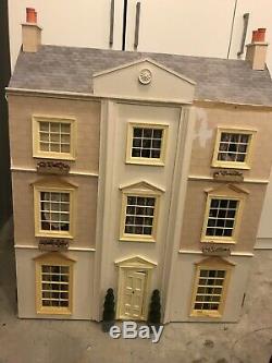 Beautiful Georgian Dolls house