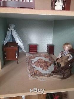 Beeches dolls house. Georgian part furnished