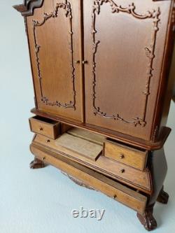 Bespaq Dutch Baby House cabinet. Vintage, 12th scale. Dolls house miniature