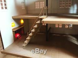 Calico Critters Sylvanian Families Highfields Farm House Light Up Fireplace