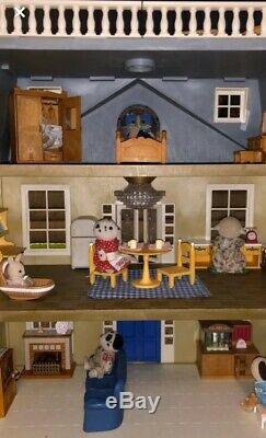 Calico critters/sylvanian families Manor Mansion House Loaded