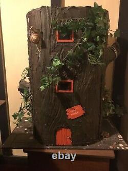 Christmas Mouse House Dolls House Ex Dolls House Museum Piece