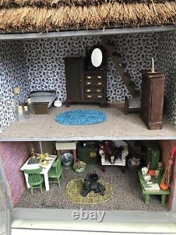 Collectors Dolls house