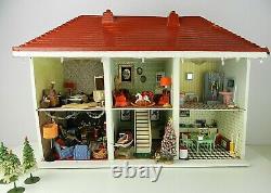 Customised Tri-ang Lunby Christmas Dolls Home House + Furniture No65 + Lighting