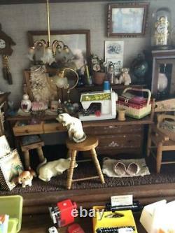 Doll House Miniatures Living Room Box Collectable Wooden Antique Rare