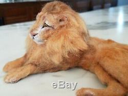 Dollhouse Miniature Artisan Hand Sculpted & Furred Lion Animal OOAK 112