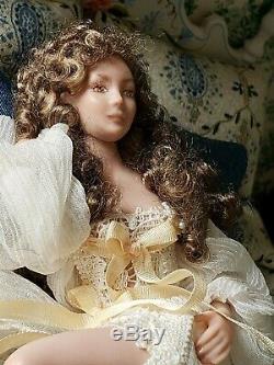 Dollhouse Miniature Artisan Porcelain Terry Davis Lady In Nightgown Doll 112