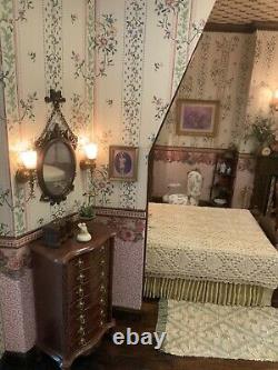 Dollhouse Miniature Artisan Signed Brooke Tucker Electric Victorian Room Box (r)