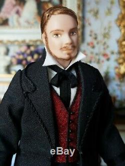 Dollhouse Miniature Artisan Terri Davis Gentleman Doll 112