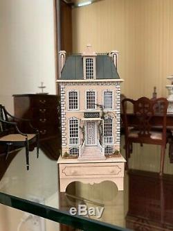 Dollhouse Miniature Artisan dollhouse for dollhouse Pat Russo signed 144 scale