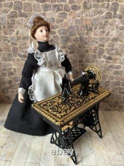 Dolls House 1/12 Scale Anframa Damascene Gold Quality Miniature Sewing Machine