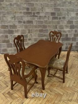 Dolls House 1/12 Scale Miniature Glenowen Walnut Dining Room Table & 4Chairs
