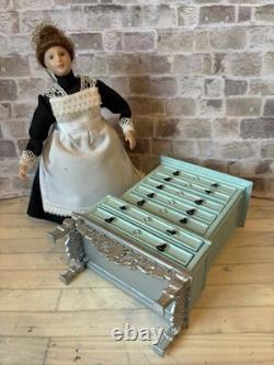 Dolls House 1/12 Scale Miniature Rare Queens Collection Tallboy Chest Of Drawers