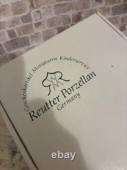 Dolls House 1/12 Scale Miniature Reutter Kitchen Cabinet Dresser & Accessories