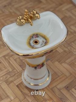Dolls House 1/12 Scale Miniature Reutter Porcelain French Rose Bathroom Suite