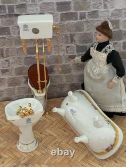 Dolls House 1/12 Scale Miniature Reutter Porcelain French Rose Bathroom Suite