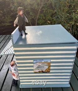Dolls House 1/12 Scale Miniature Wooden Customised Beach Hut Fishmongers & Accs