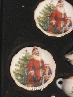 Dolls House 1/12 Scale Reutter Miniature Porcelain Father Christmas Teaset For 4