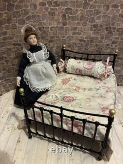 Dolls House 1/12 Scale Vintage Phoenix Miniatures Double Metal Bed & Bedding
