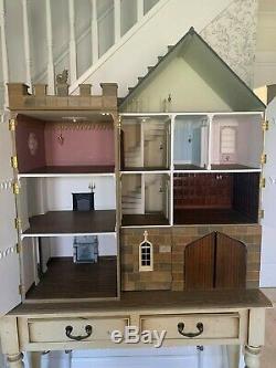 Dolls House 1/12 th Scale Gothic Gatehouse Castle 8 Rooms By Anglesey