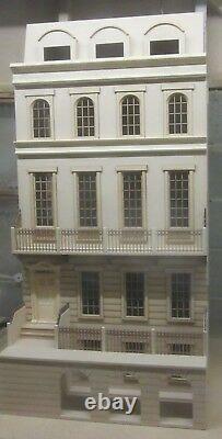 Dolls House 24th scale The Knightsbridge House in kit DHD 24-03