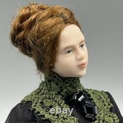 Dolls House Miniature 112 Vintage Artisan Porcelain Lady Doll