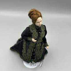 Dolls House Miniature 112 Vintage Artisan Porcelain Lady Doll