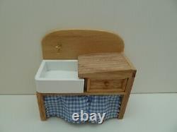 Dolls House Miniature 112th Kitchen Old Fashioned Wooden Pine Sink