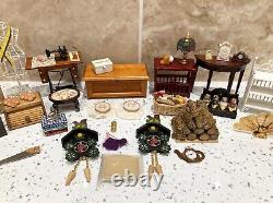 Dolls House Miniatures 112th Scale Mixed Furniture & Accessories 30 + Piece Set