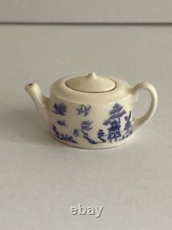 Dolls House Stokesay Ware Miniature Blue Willow Teapot