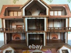 Dolls House Tudor Style Mansion by Rowen Miniatures