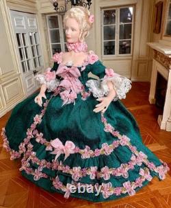 Dolls house Miniature 112 ARTISAN Georgian lady doll by ANGELIQUE