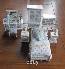 Dolls house Miniature BLUE & WHITE COMPLETE BEDROOM SUITE