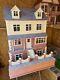 Dolls House Emporium Spring Cottage With Basement And Pavement 1.12th