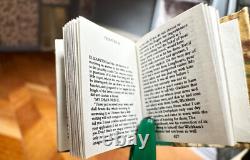 Dolls house miniature 112 ARTISAN'Pride & Prejudice' in 3 VOLUMES 12 books