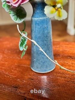 Dolls house miniature 112 ARTISAN flower arrangement in a porcelain vase