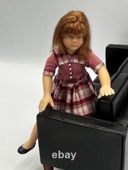 Dolls house miniature 112 ARTISAN girl doll (1)