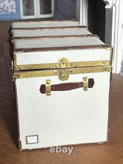 Dolls house miniature 112 ARTISAN ivory leather trunk by JOSE GOMEZ