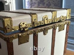 Dolls house miniature 112 ARTISAN ivory leather trunk by JOSE GOMEZ