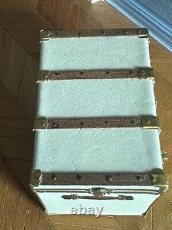 Dolls house miniature 112 ARTISAN ivory leather trunk by JOSE GOMEZ